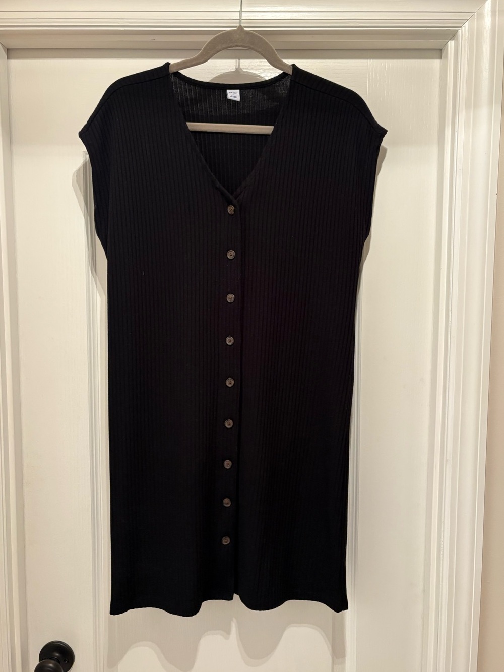 Women’s Old Navy ribbed knit, button down dress short sleeve black dress size M